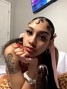 Freechat badbaby187 on StripChat