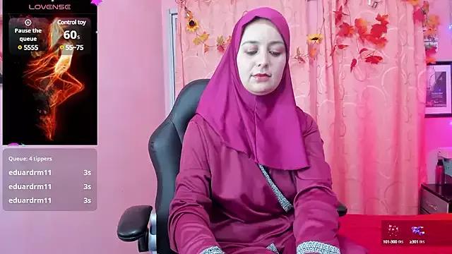 BadraSaadi on StripChat 