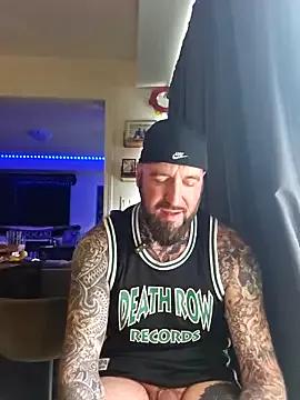 Freechat Beardedtattood on StripChat