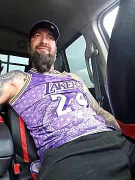 Freechat Beardedtattood on StripChat