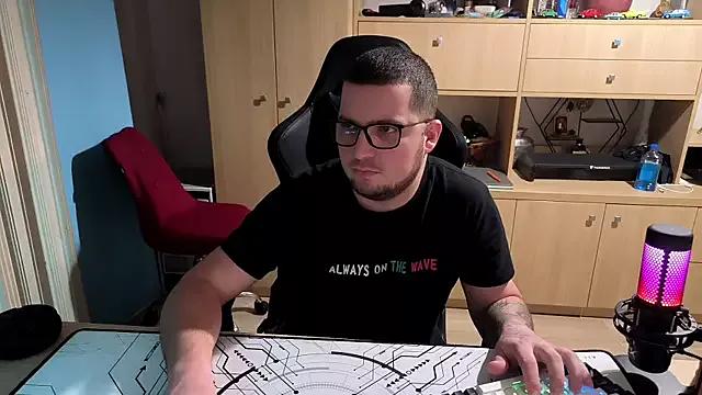 bigpuff_hott from StripChat