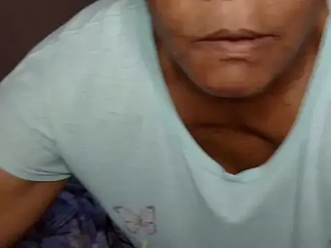 Freechat bigsexymama2 on StripChat