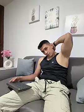 Freechat blackbullger_ on StripChat