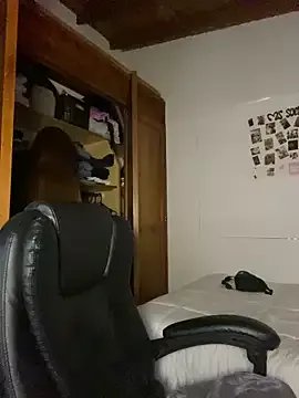 Freechat Bleer_Rousse on StripChat