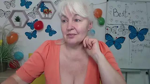 Freechat BlondyLeeBest on StripChat