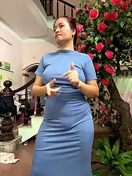 Freechat Bollozzy_89 on StripChat