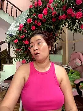 Freechat Bollozzy_89 on StripChat