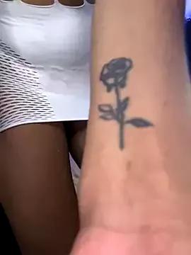 Discover sweet slut BoomChikaWow BoomChikaWow from StripChat