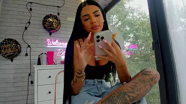 Freechat Britney_Charm_ on StripChat