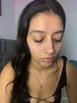 Freechat BrittanyDiaz on StripChat