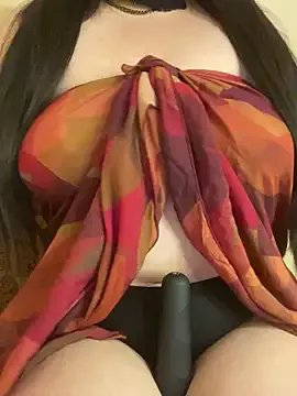 Group Cameelia on StripChat