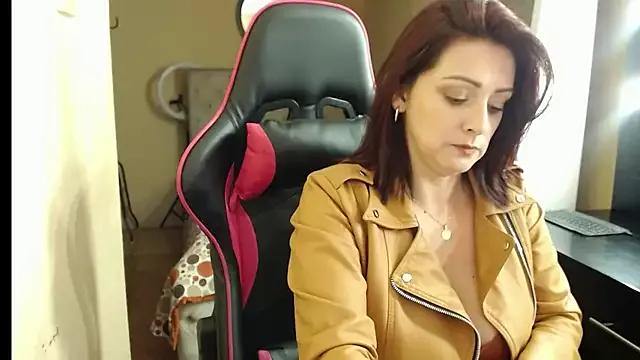 Carol_Scottt from StripChat