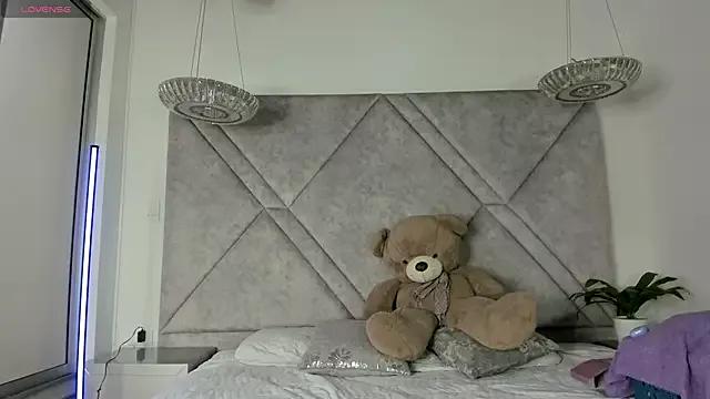 Freechat Carolina_Evanss on StripChat