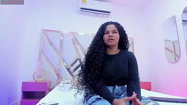 Freechat Carolina_Evanss on StripChat