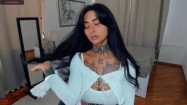 Freechat CharimgSabrina on StripChat