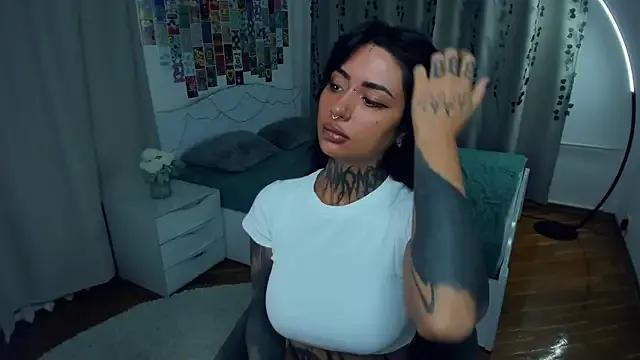 Freechat CharimgSabrina on StripChat