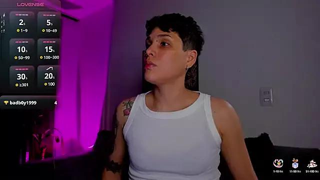 Charlee_pink on StripChat 