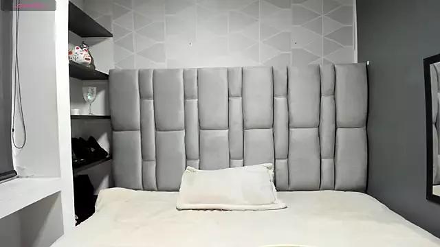 Private Charlot_milf on StripChat