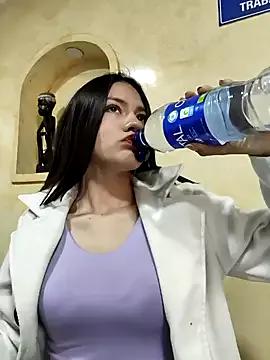 Freechat CHARLOTTE__05 on StripChat