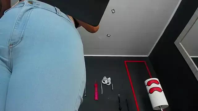 Freechat CharlotteScotte on StripChat