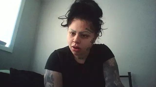 chicanachic13 on StripChat 