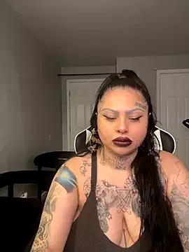 chicanachic13 on StripChat 