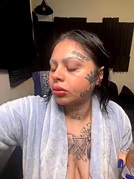 chicanachic13 on StripChat 