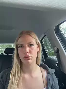 Group Chloemillerrxx on StripChat