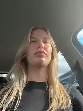 Group Chloemillerrxx on StripChat