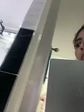 Freechat cloe_small on StripChat