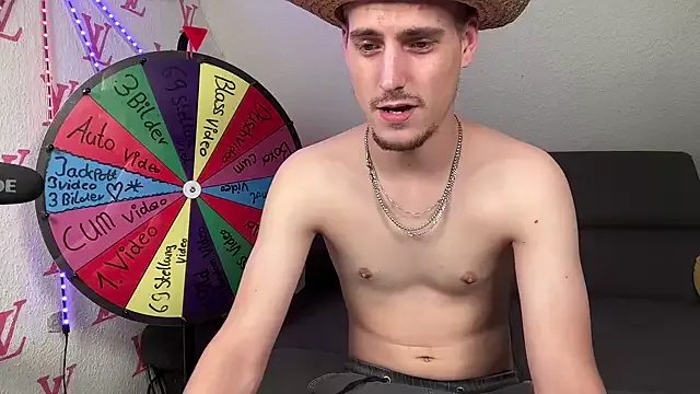 Freechat Cookieboy88 on StripChat