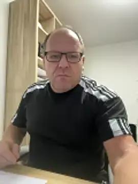 Freechat coupleLatinaLovers on StripChat