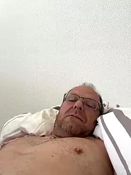 Freechat coupleLatinaLovers on StripChat