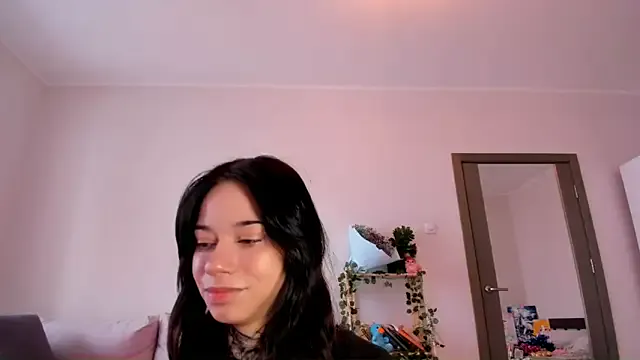 Crystal_zen on StripChat