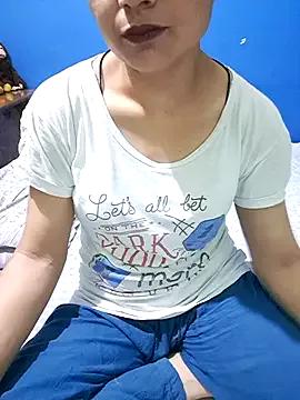 Freechat Cute-Zarina on StripChat