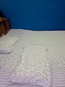 Freechat Cute-Zarina on StripChat