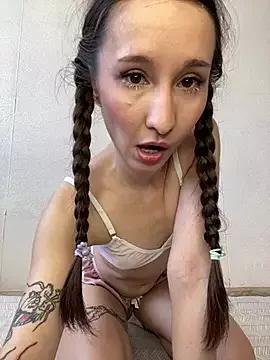 cutte_dora on StripChat 