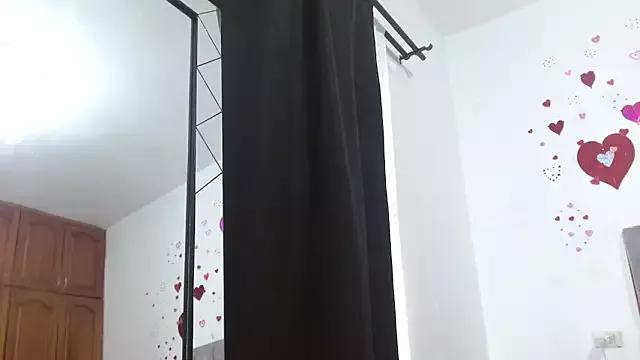 Gorgeous Dariana_Pink wants you to fuck her body now Dariana_Pink from StripChat