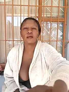 DarkQueen_94 from StripChat