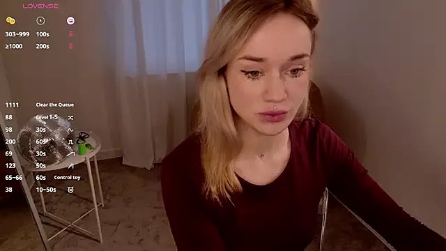 Freechat DiscoPotato on StripChat