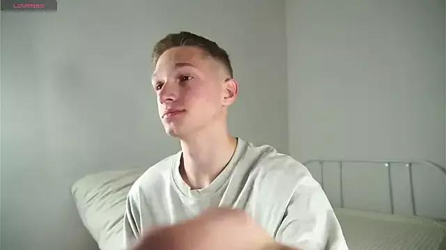 Freechat dustyn_fox on StripChat