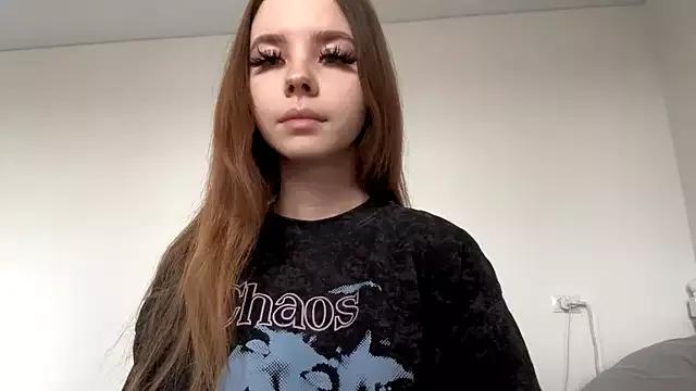 Admire sexy camslut EhtelBiondi EhtelBiondi from StripChat