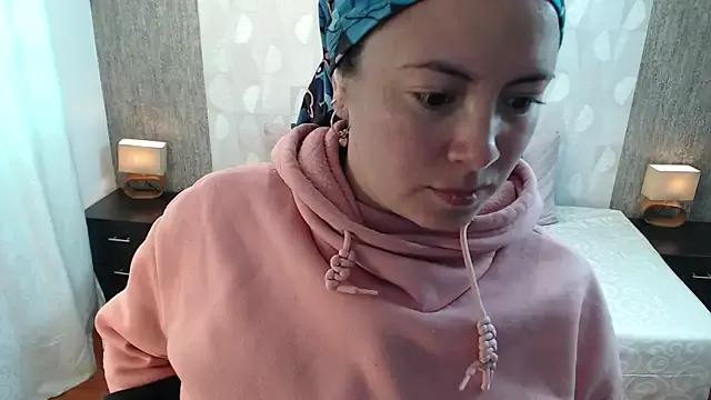 Try hot camwhore Elamurray elamurray from StripChat
