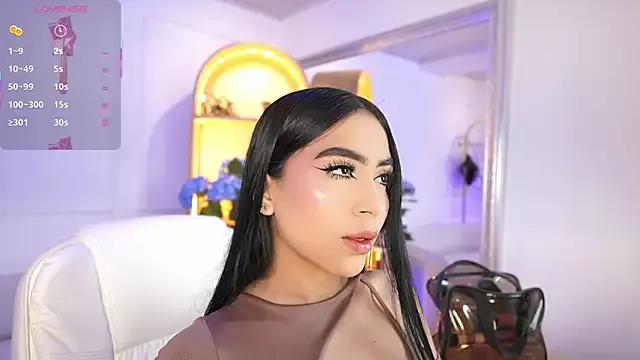 Freechat elasummer on StripChat