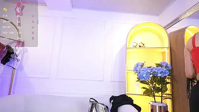 Freechat elasummer on StripChat