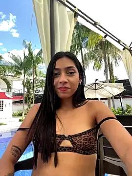 Freechat Ema_azel on StripChat
