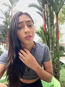 Freechat Ema_azel on StripChat