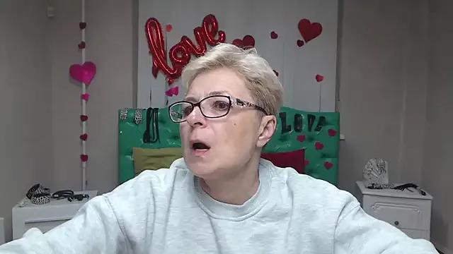 Private EmiliaGree on StripChat