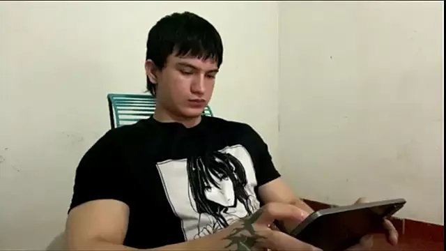 Freechat ErickWalton on StripChat