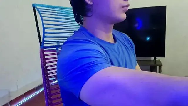 Freechat ErickWalton on StripChat